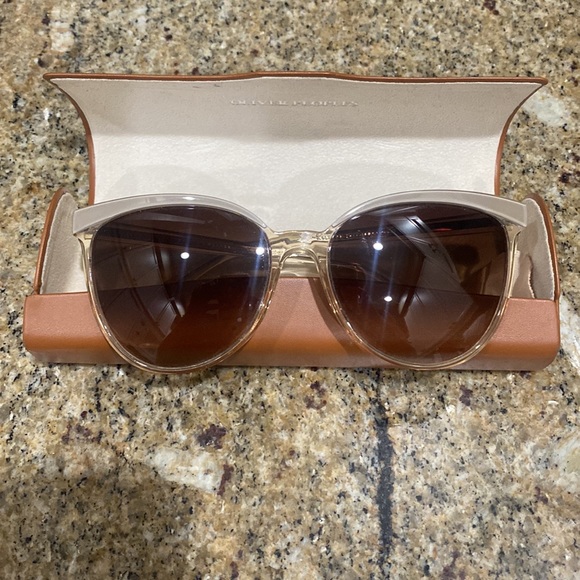 Oliver People’s Sunglasses - Picture 2 of 4